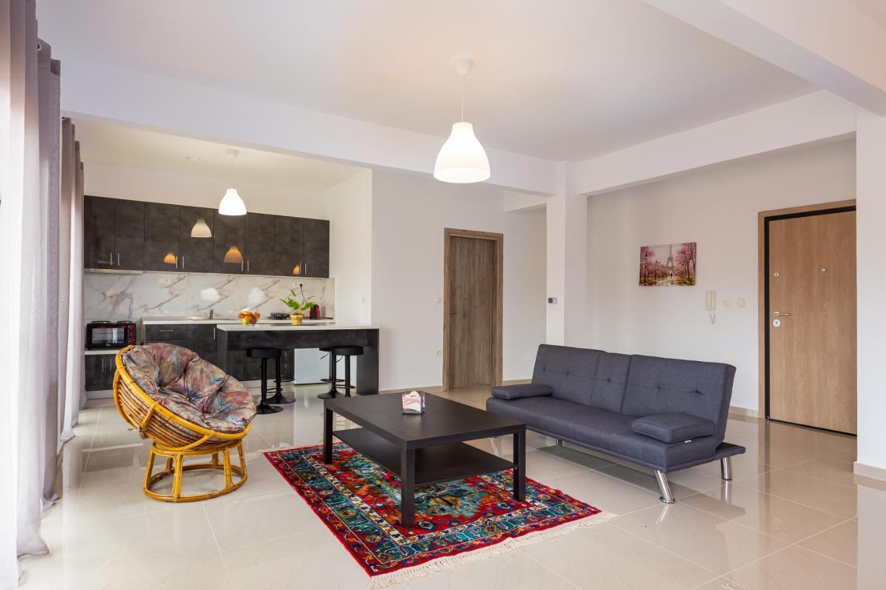 Classic Apartment เทสซาโลนิกิ ภายนอก รูปภาพ